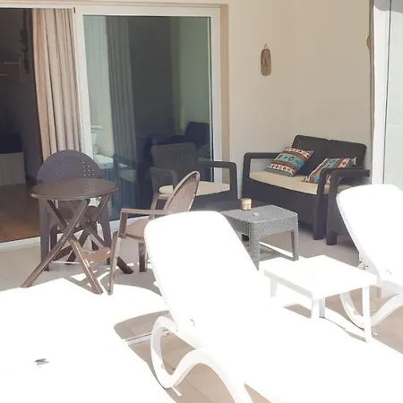 Cosy Well Located Tenerife Sur Golf Appartement