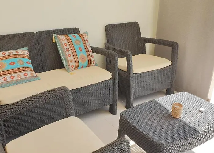 Cosy Well Located Tenerife Sur Golf