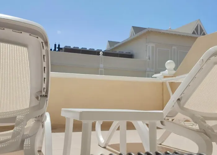 Cosy Well Located Tenerife Sur Golf شقة