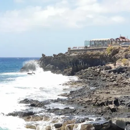 Cosy Well Located Tenerife Sur Golf