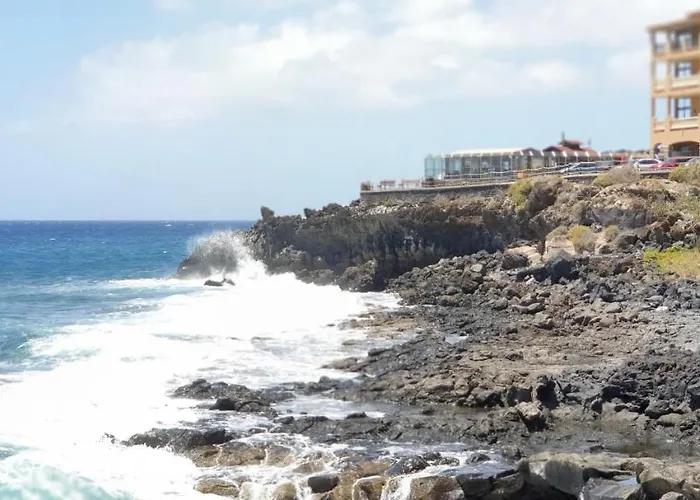 Cosy Well Located Tenerife Sur Golf