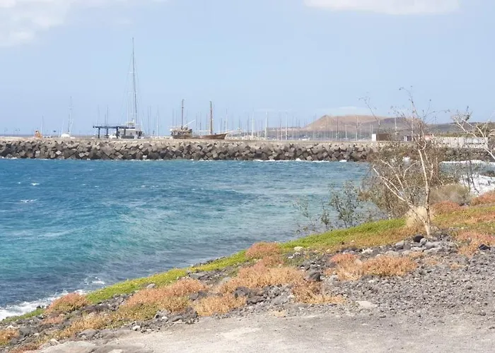 Апартаменты Cosy Well Located Tenerife Sur Golf *